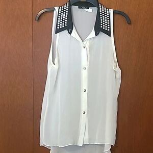 Deb sheer ivory sleeveless button up blouse with silver accented collar  Sz M